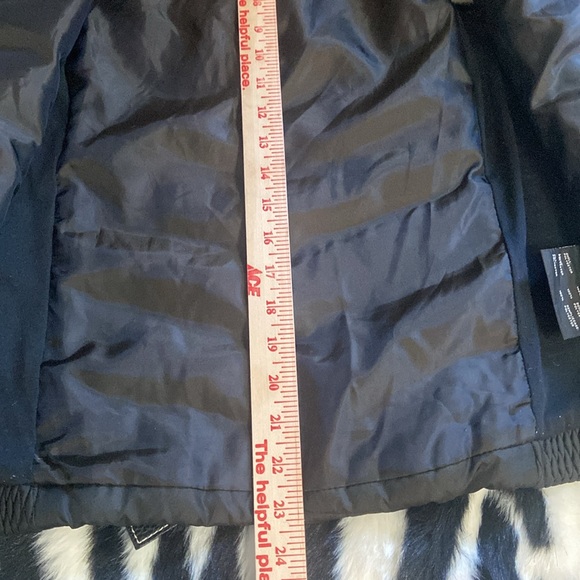 Marc New York (Andrew Marc) Sz S Black Quilted Puffer Womens vest - Picture 4 of 11